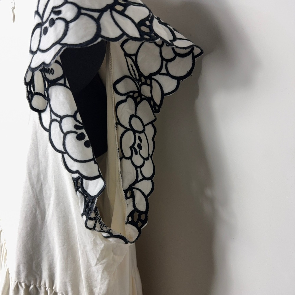 Torrid Belle Isle Tiered Embroidered Floral Maxi Dress Size 22 Whisper White - Picture 14 of 16